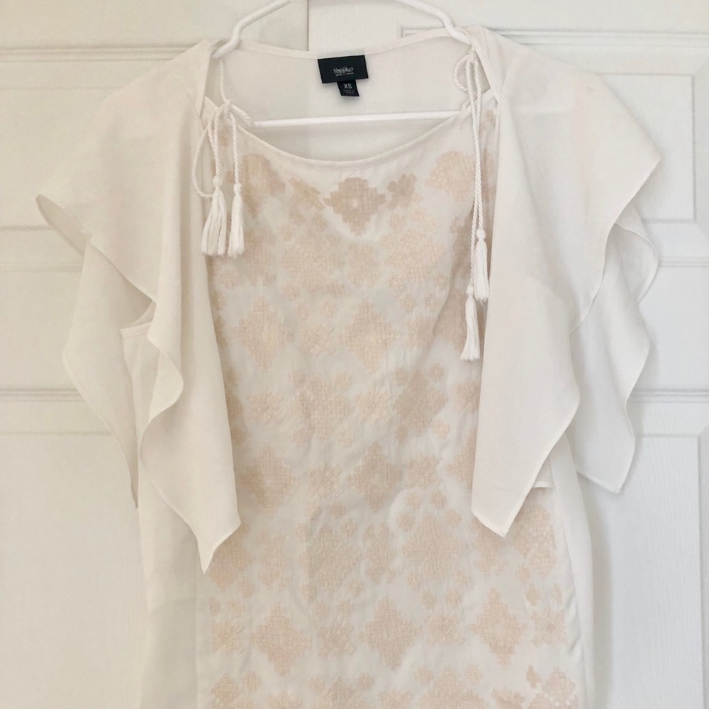 Pretty white and cream women’s shirt